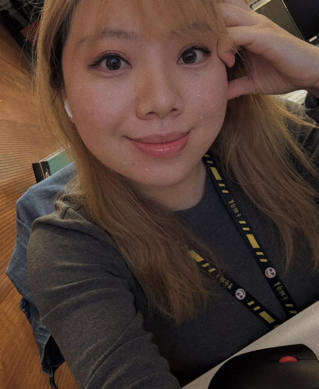 Yingying after viva and ready to look for a job!